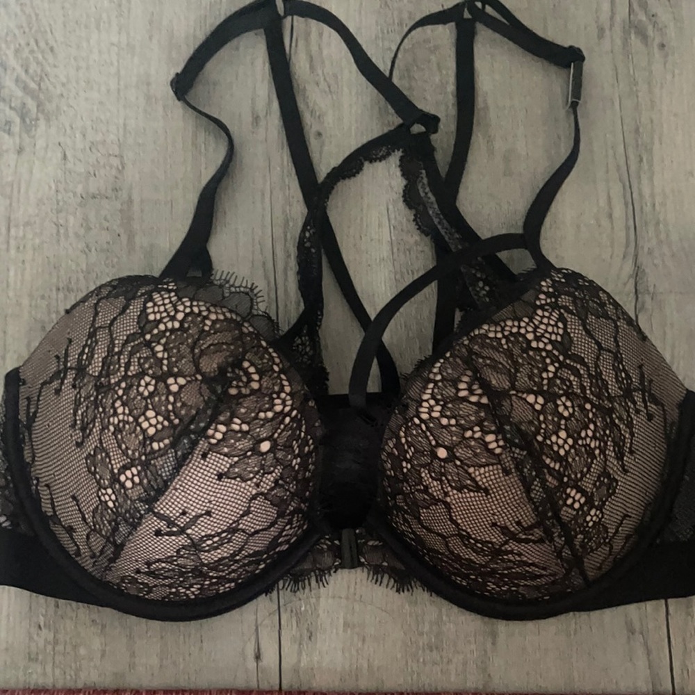 Victoria Secret black lace racerback bra 34B NEW